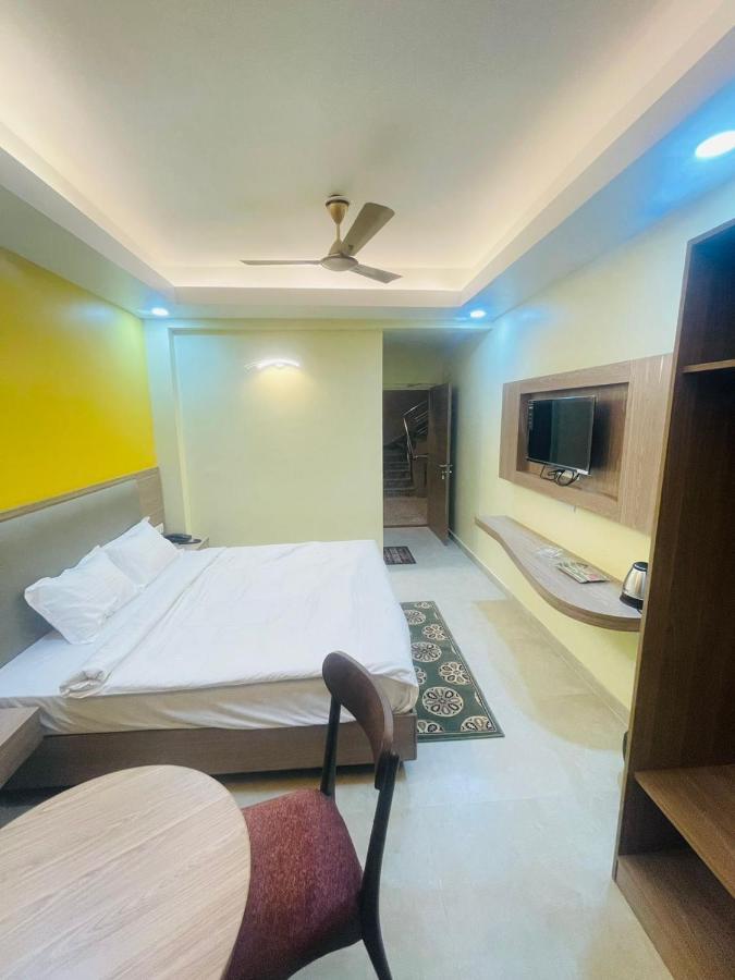 Royal Beach International Puri Esterno foto