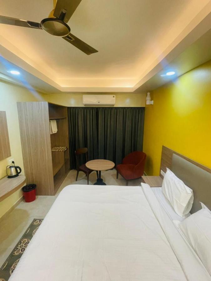 Royal Beach International Puri Esterno foto