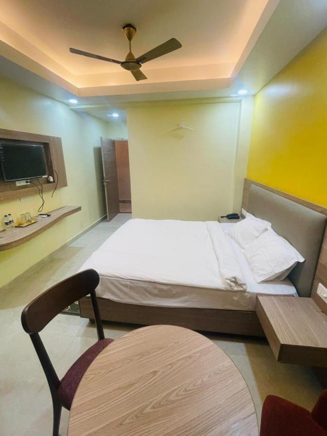 Royal Beach International Puri Esterno foto