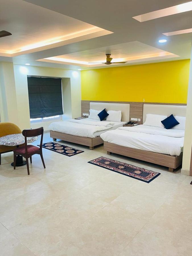 Royal Beach International Puri Esterno foto