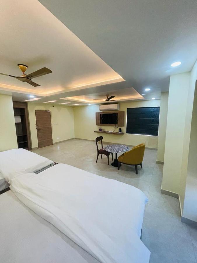 Royal Beach International Puri Esterno foto