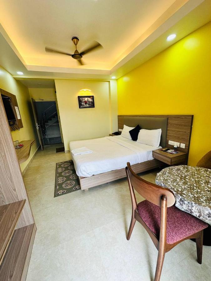 Royal Beach International Puri Esterno foto